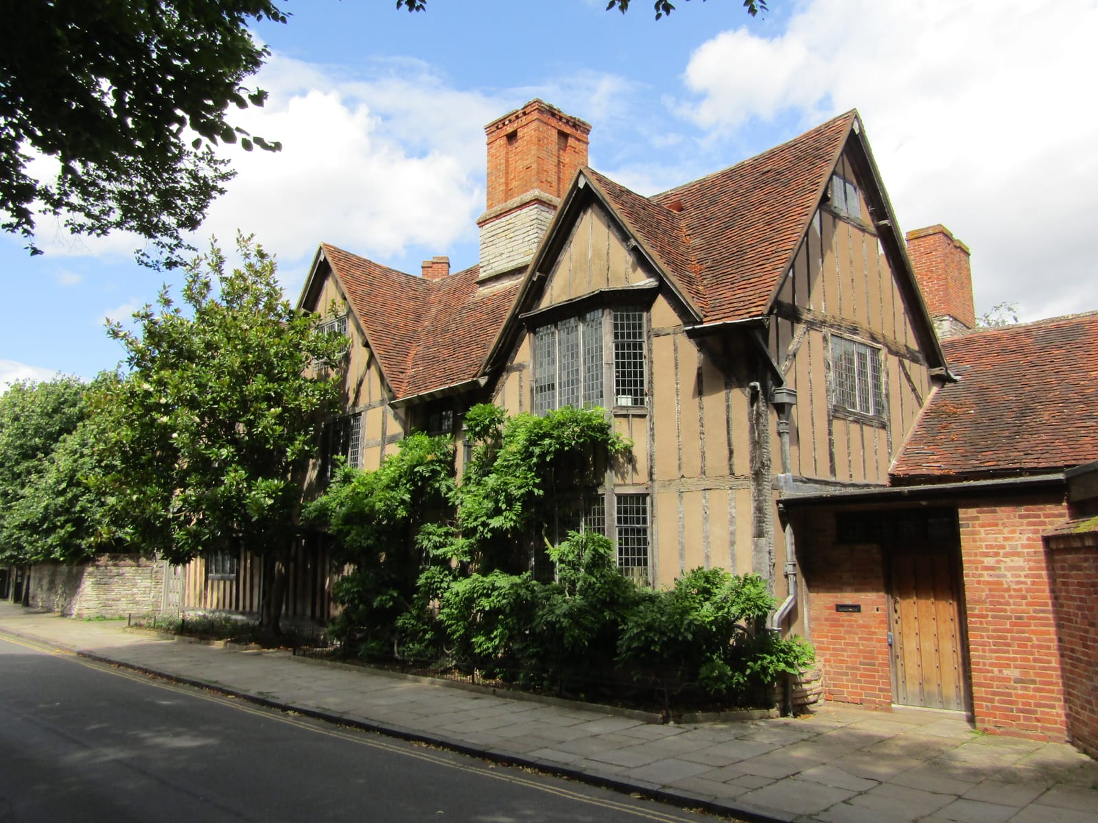 The Jacobean frontage of Hall's Croft in Old Town, Stratford-upon-Avon